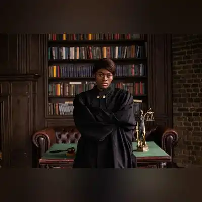 袁婷